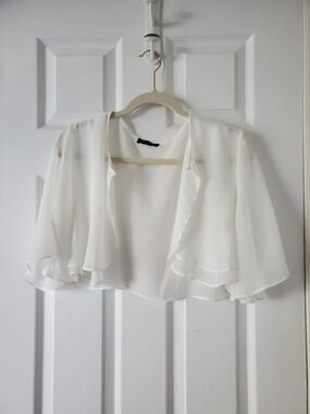 le chateau White Chiffon Bolero Shrug